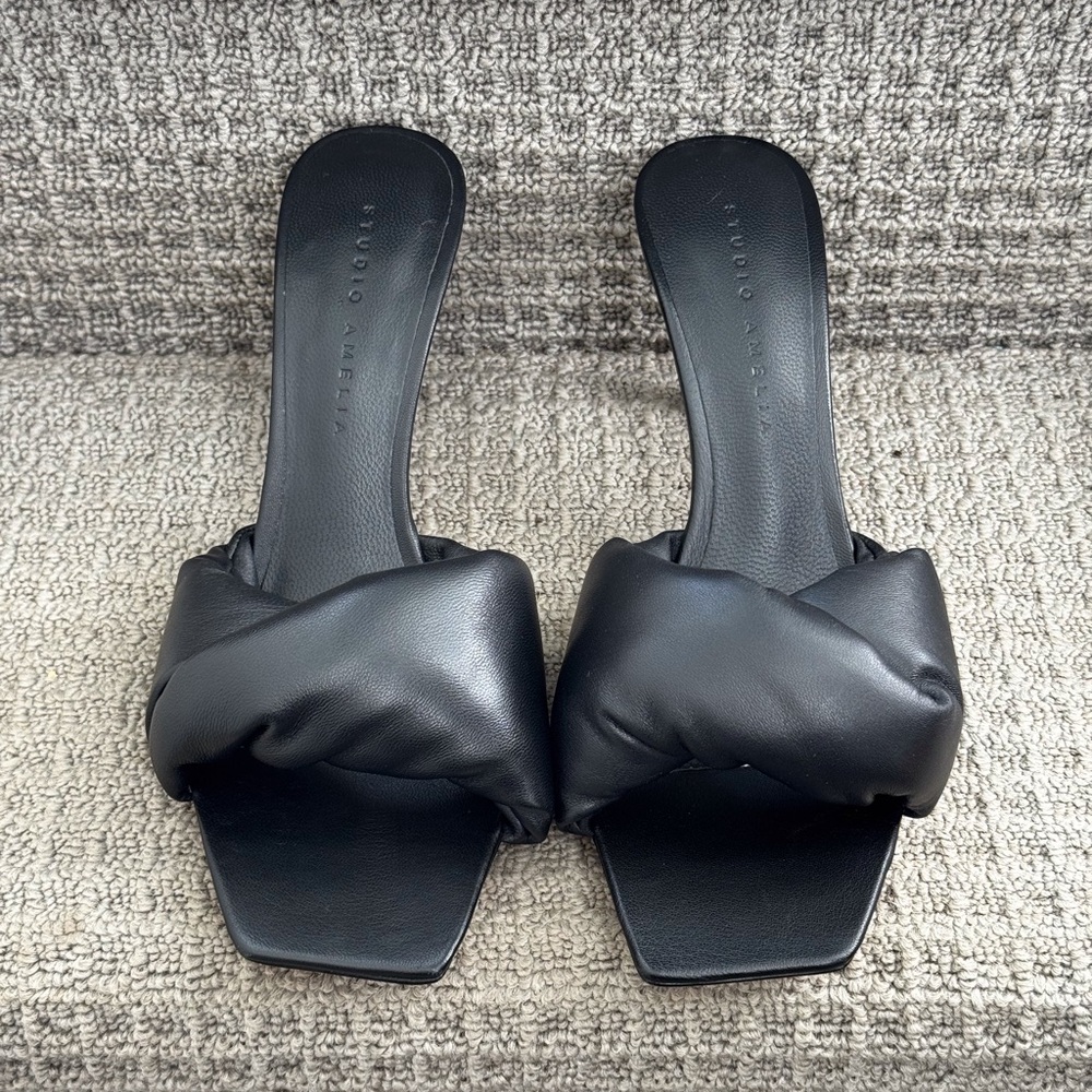 STUDIO AMELIA Black Women's Mules